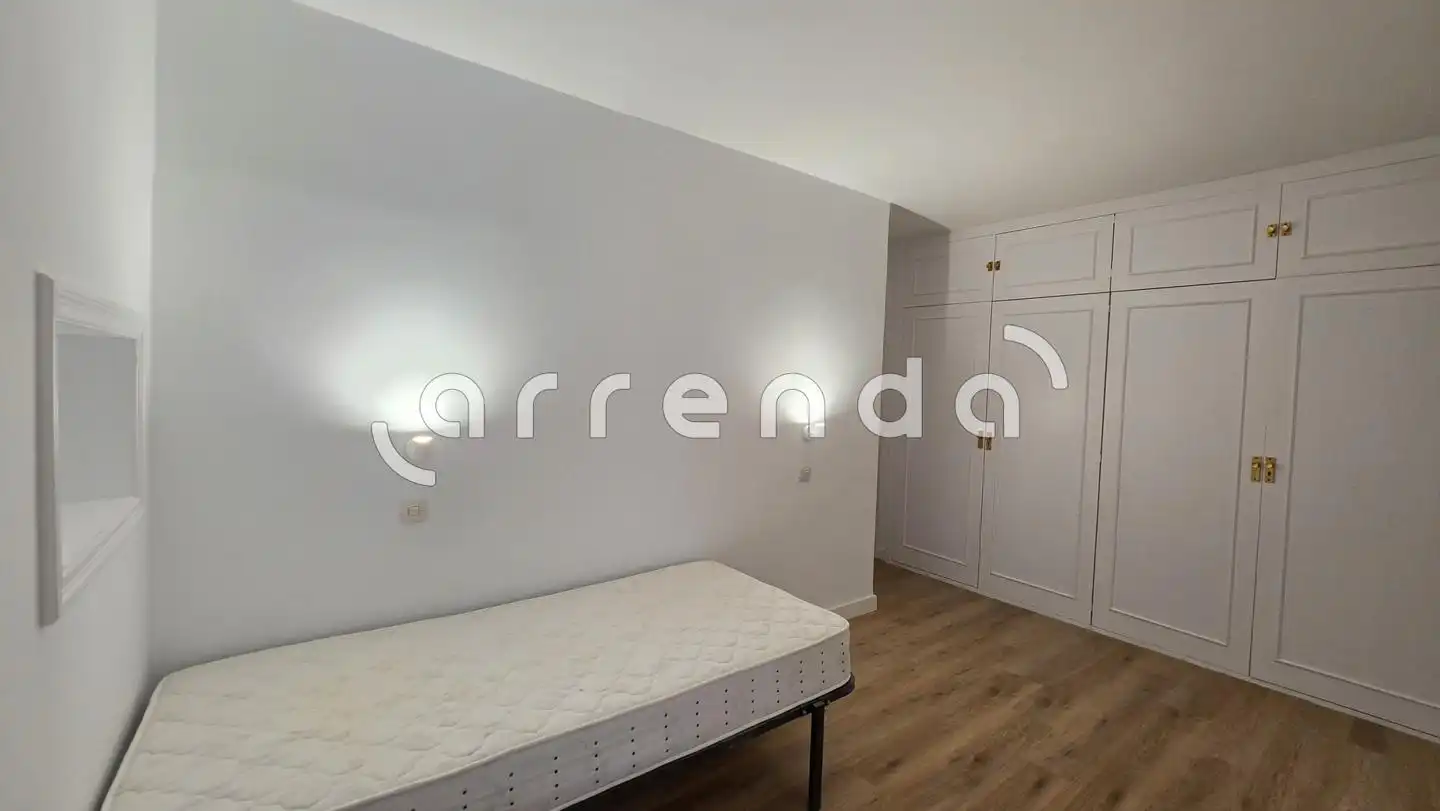 Flat with lift to rent in Plaza del Doctor Laguna, imagen 13
