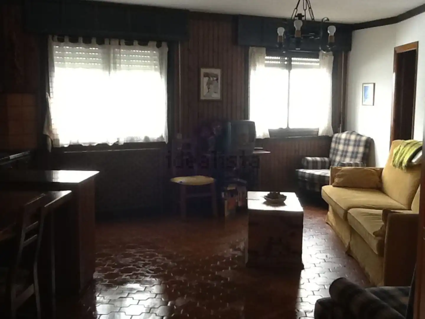 Sala d'estar de Pis en venda en Hermandad de Campoo de Suso amb Calefacció