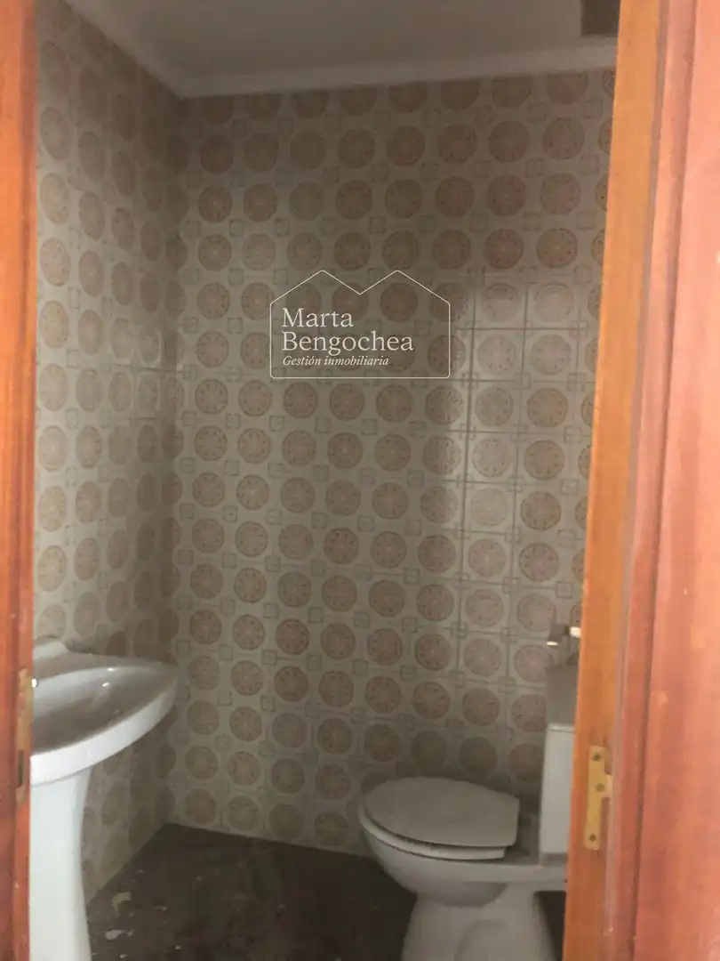 Bany de Oficina de lloguer en Vitoria - Gasteiz amb Calefacció