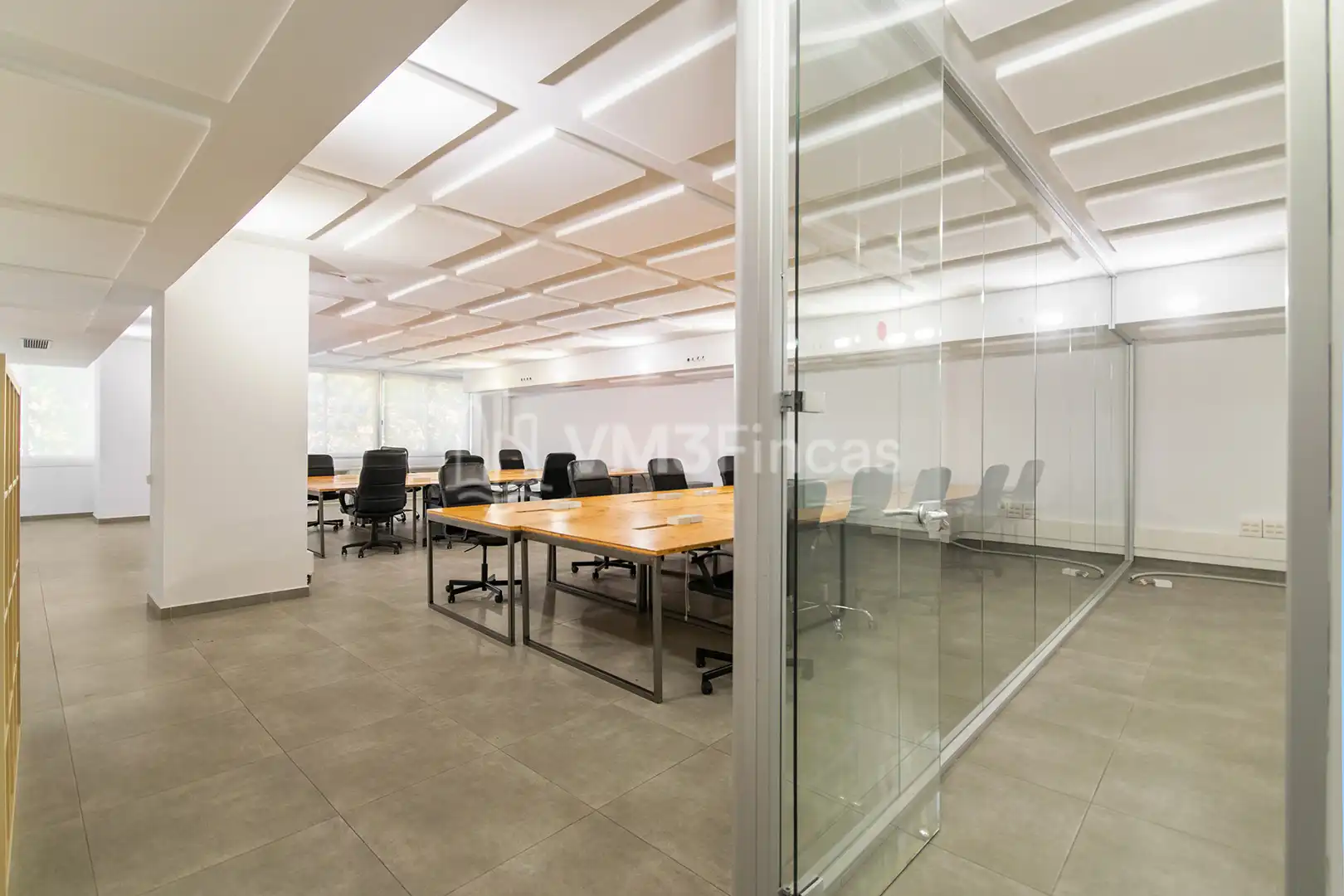 Büro zur Miete in Barcelona mit Klimaanlage, Heizung und Möbliert
