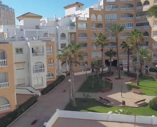 Vista exterior de Pis en venda en La Manga del Mar Menor amb Aire condicionat, Calefacció i Terrassa