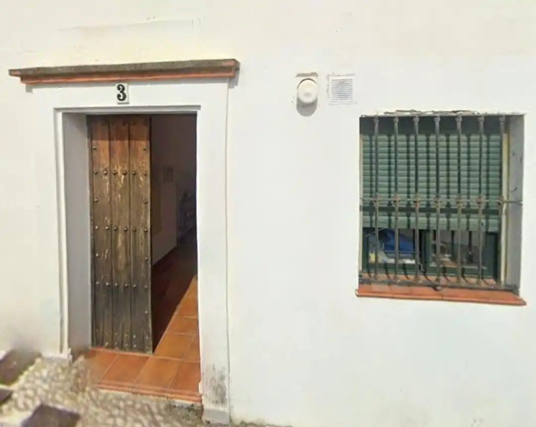 Vista exterior de Piso en venta en Aracena con Calefacción, Terraza y Amueblado