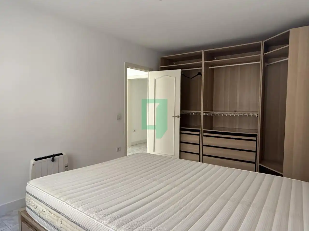 Dormitori de Casa o xalet en venda en Badalona amb Aire condicionat, Jardí privat i Terrassa