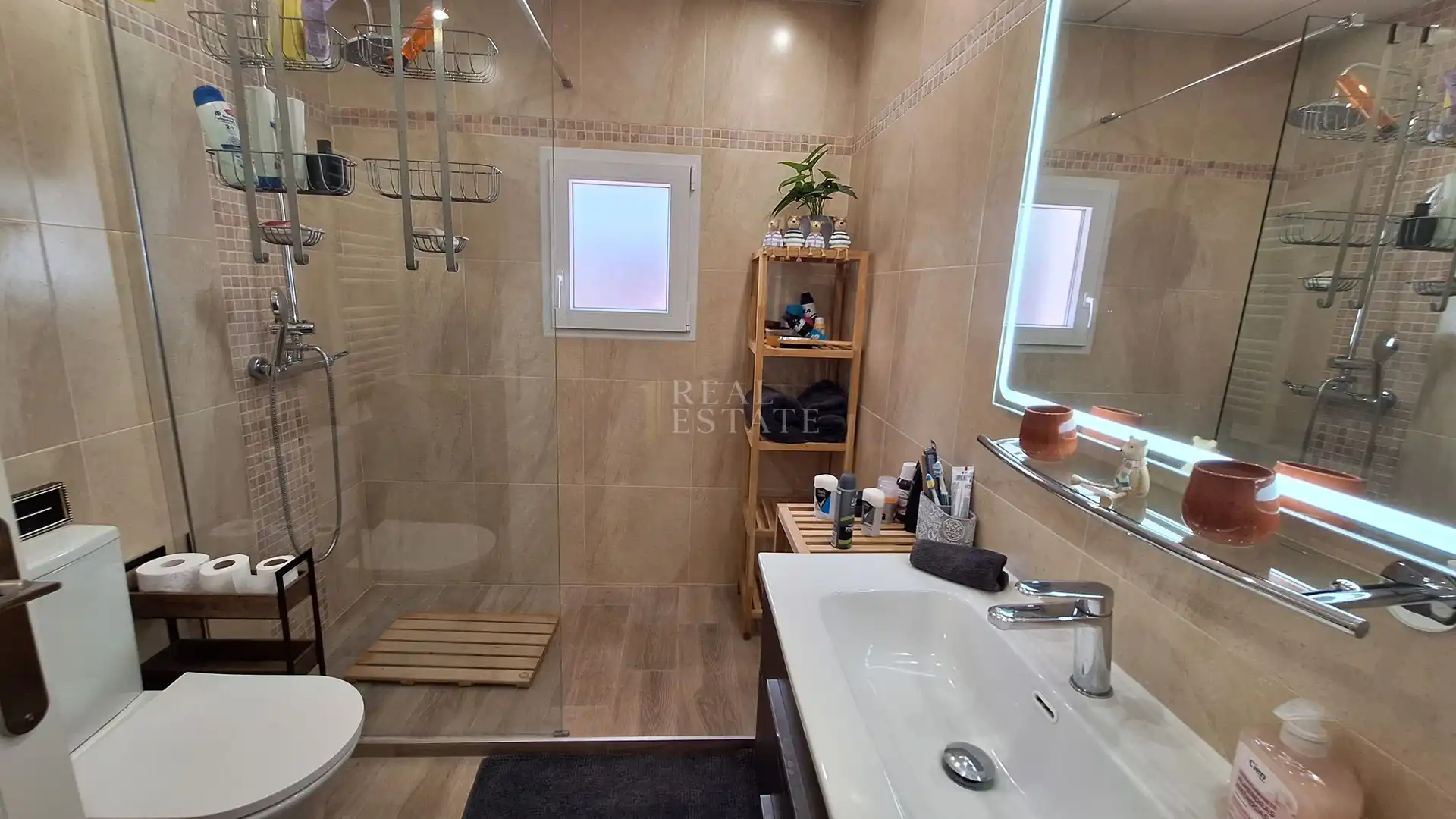 Bany de Casa o xalet en venda en Benidoleig amb Aire condicionat, Terrassa i Traster