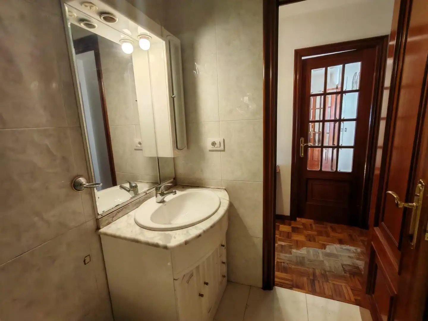 Flat with lift for sale in Calle Calle Conde de Torrecedeira, imagen 18