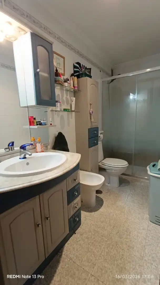 Bany de Pis en venda en Huelva amb Moblat i Balcó