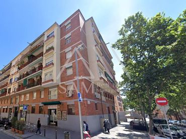 Baixos en venda a Nou Barris