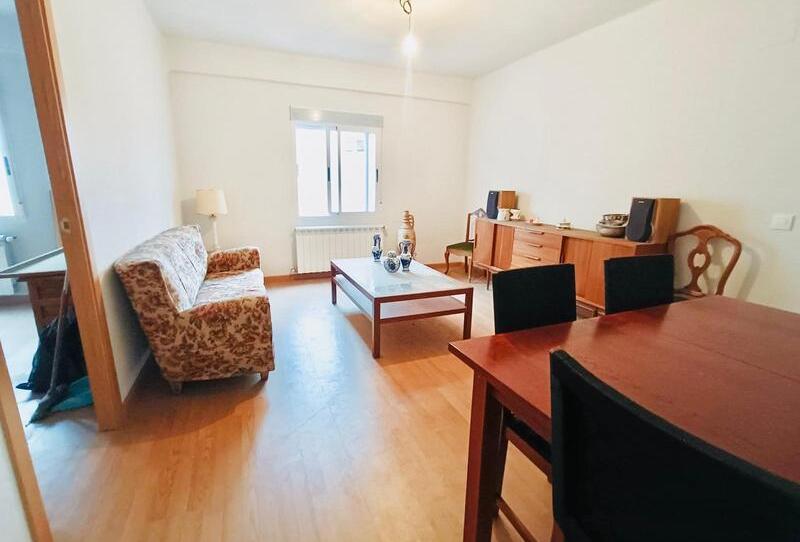 Photo 1 of Flat for sale in Vista Alegre, Madrid