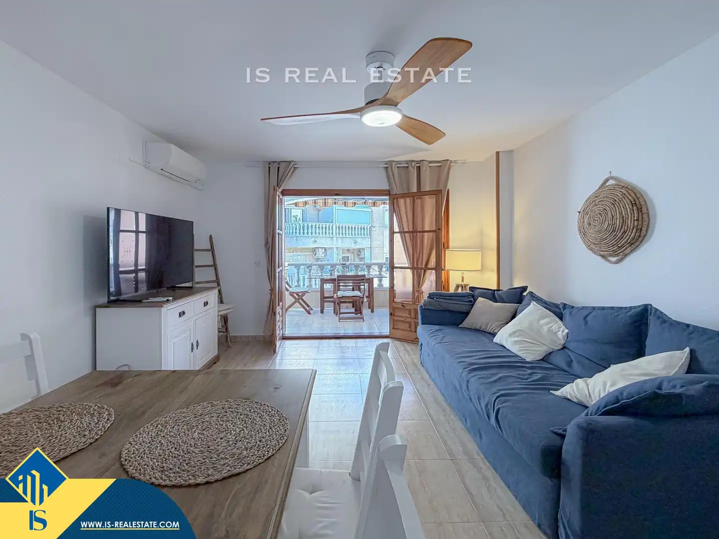 Wohnzimmer von Maisonette zum Verkauf in Torrevieja mit Terrasse, Möbliert und Fernseher