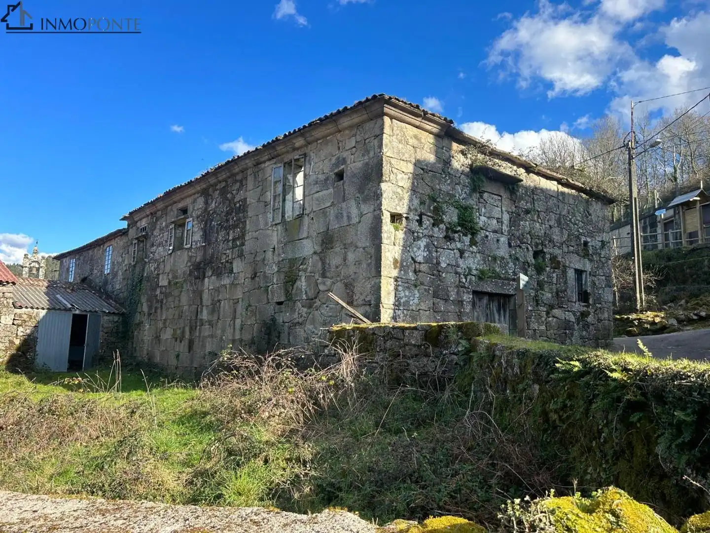 Vista exterior de Casa o xalet en venda en Cerdedo amb Jardí privat i Traster