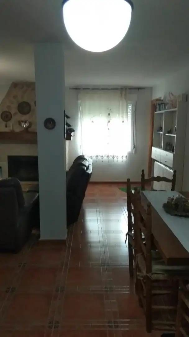 Sala d'estar de Casa o xalet en venda en Chozas de Canales amb Calefacció, Jardí privat i Terrassa