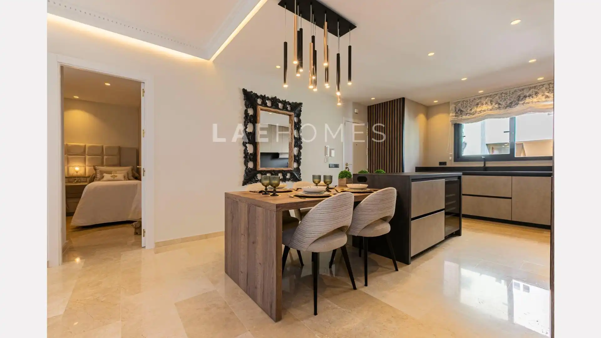 Esszimmer von Dachboden zum Verkauf in Marbella mit Klimaanlage, Heizung und Terrasse