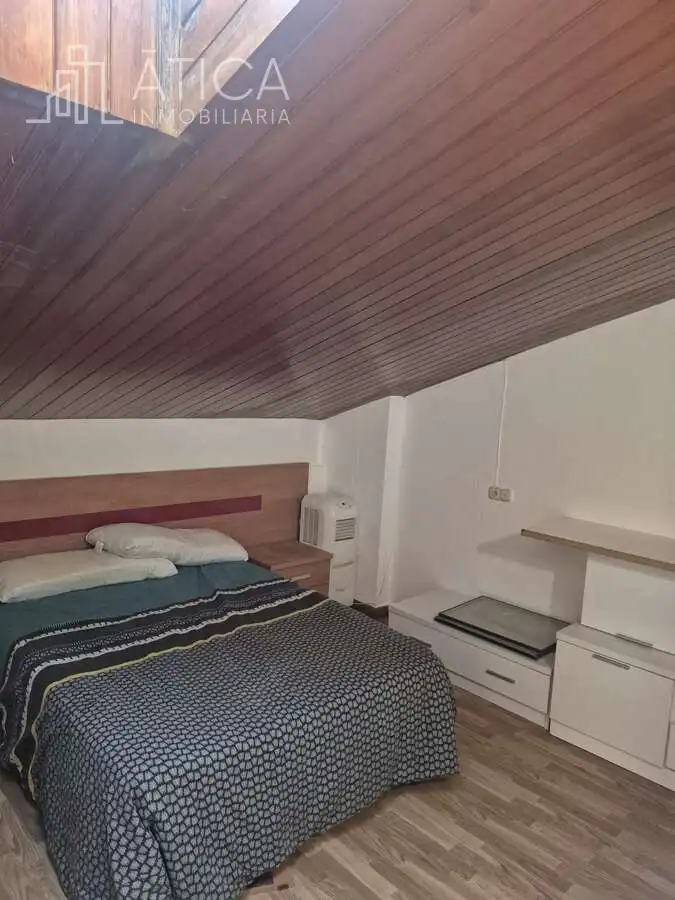 Bedroom of Apartments for rent in Salamanca  with Heating and Furnished