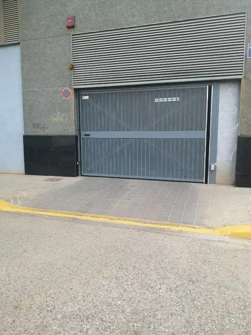 Aparcament de Garatge de lloguer en Valencia