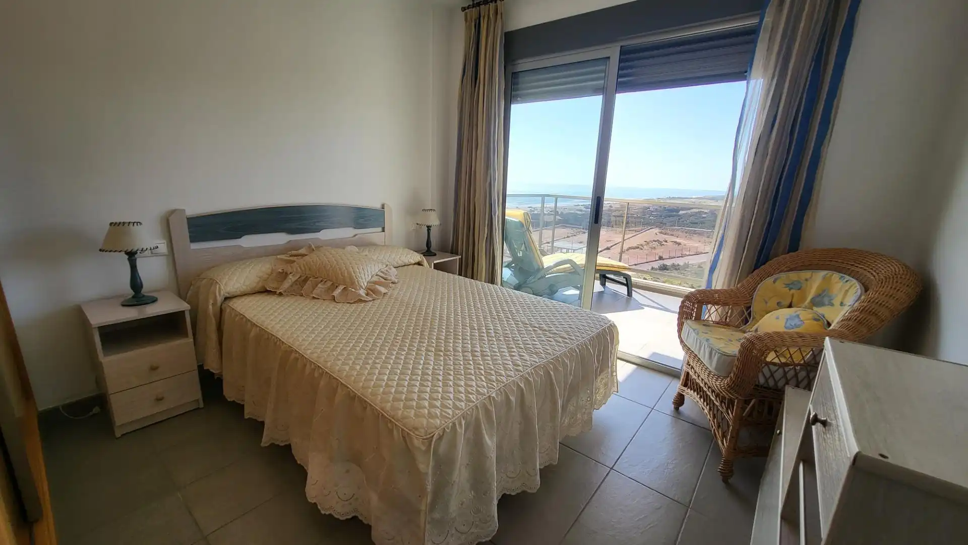 Bedroom of Apartments for sale in Elche / Elx  with Air Conditioner, Heating and Private garden