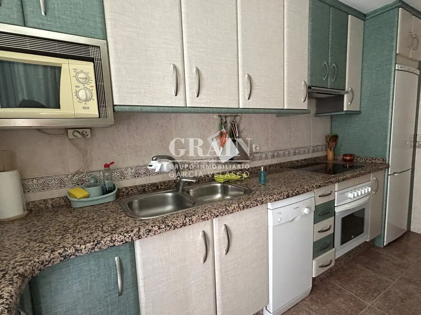 Cocina de Apartamento de alquiler en Albacete con Aire acondicionado, Calefacción y Balcón
