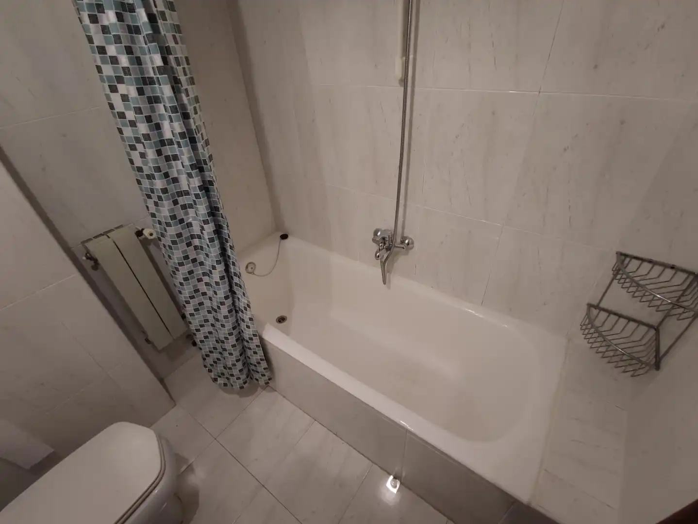 Bathroom of Flat for sale in Salvatierra / Agurain  with Heating, Terrace and Storage room