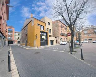 Vista exterior de Casa o xalet en venda en Salt amb Terrassa i Balcó