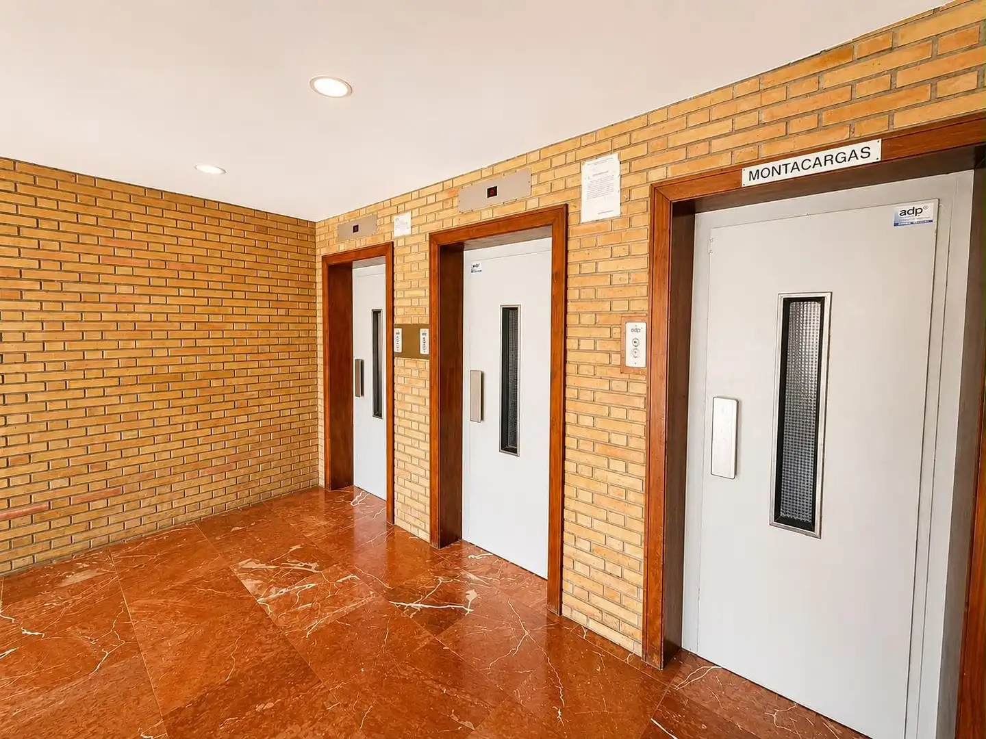 Piso en venta en Alicante / Alacant con Aire acondicionado, Calefacción y Terraza