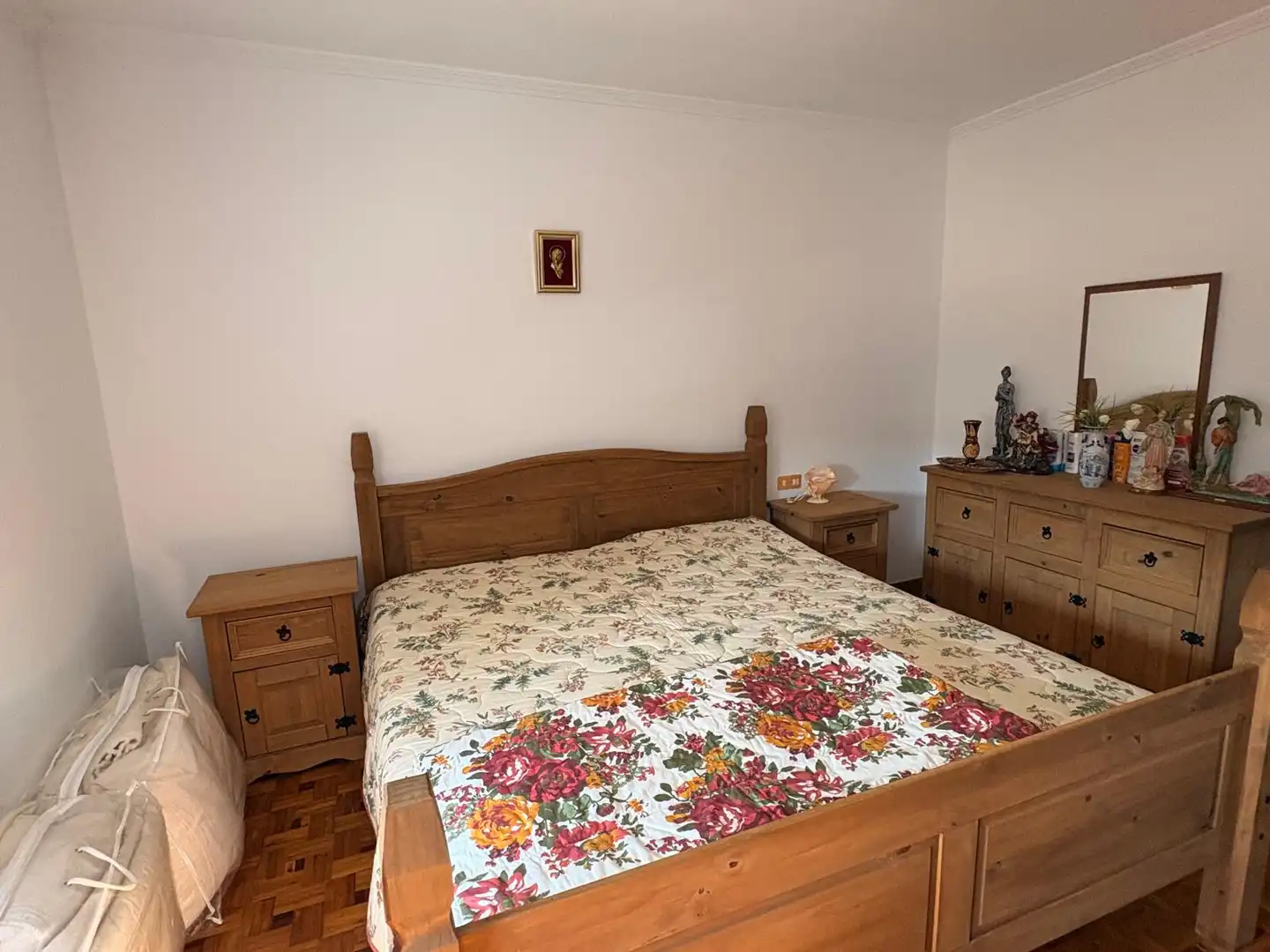 Dormitori de Casa o xalet en venda en Teo amb Calefacció, Jardí privat i Terrassa