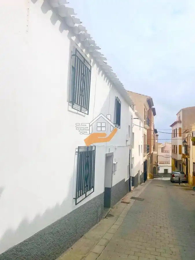 Vista exterior de Casa adosada en venda en Vélez-Rubio amb Traster