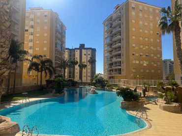 Apartament amb piscina en venda a Desconocido 6