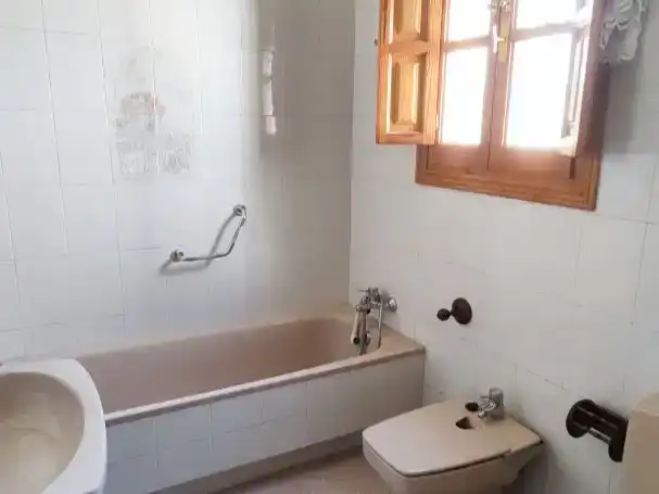 Baño de Piso en venta en Casabermeja con Trastero