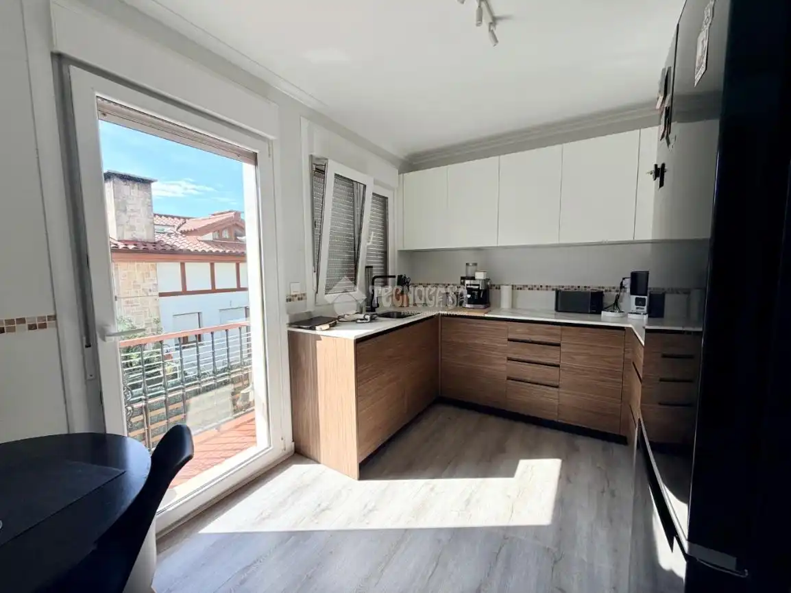 Cocina de Casa adosada en venta en Guriezo con Calefacción, Jardín privado y Balcón
