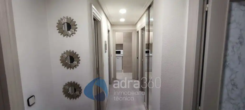 Flat with lift for sale in Avenida de la paz, imagen 3