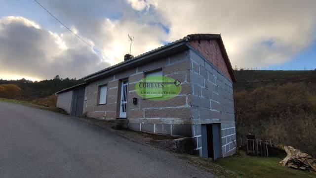 Casa-chalet en Venta en Cualedro