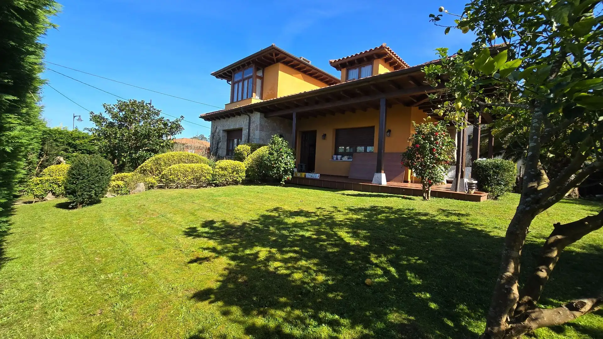 Garden of Houses for sale in Llanes  with Heating, Private garden and Terrace