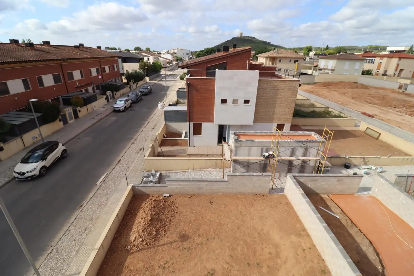 Casa adosada en venta en Calle Montserrat Roig, Ulldecona