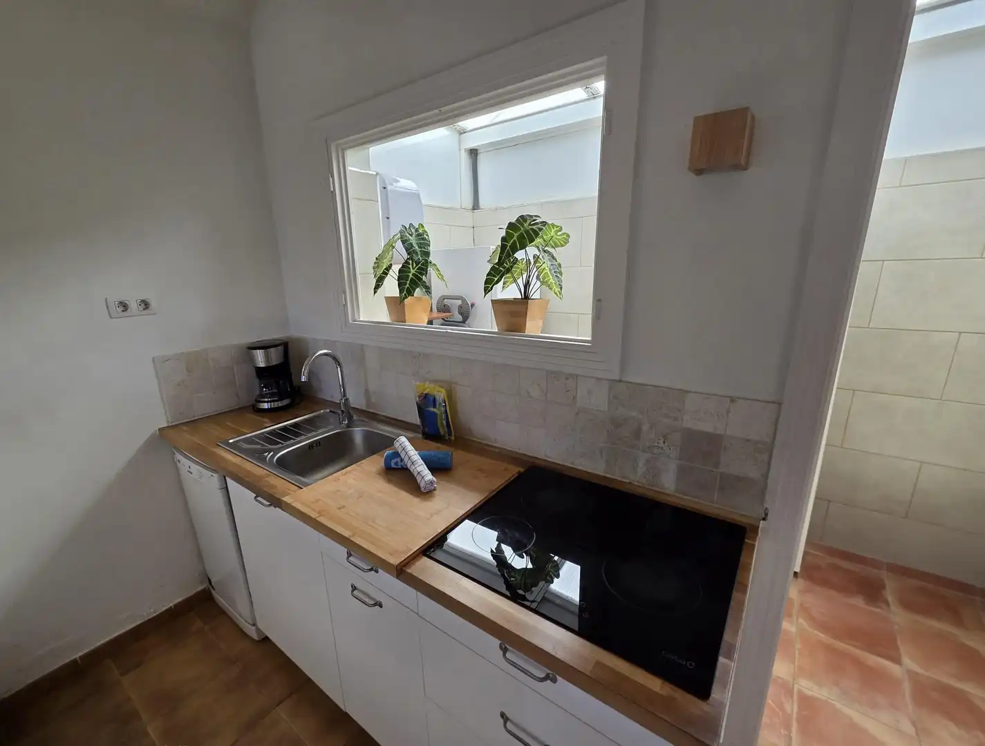 Cuina de Casa o xalet en venda en San Bartolomé de Tirajana amb Aire condicionat, Jardí privat i Terrassa