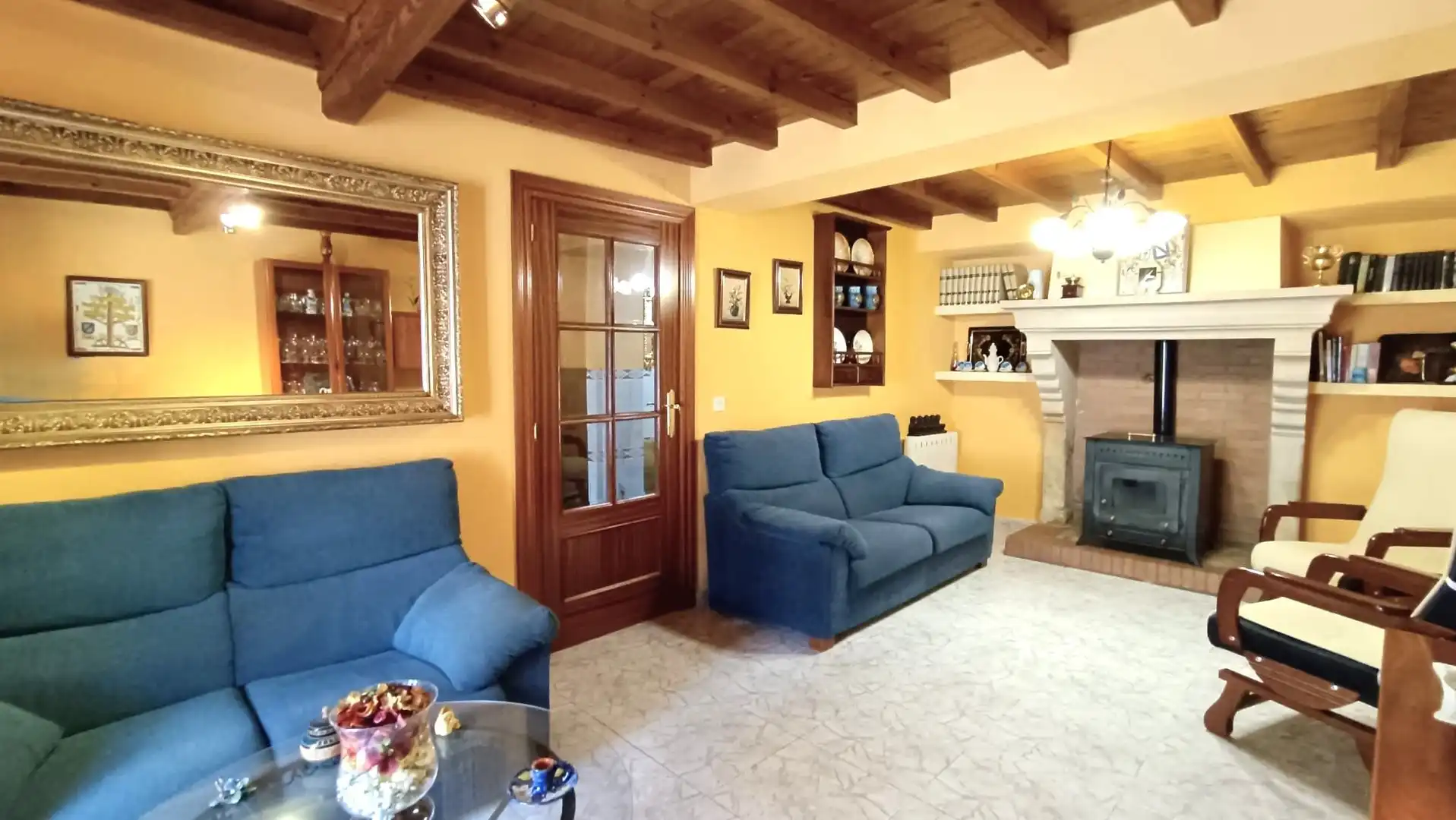 Sala de estar de Casa o chalet en venta en San Muñoz con Terraza y Trastero