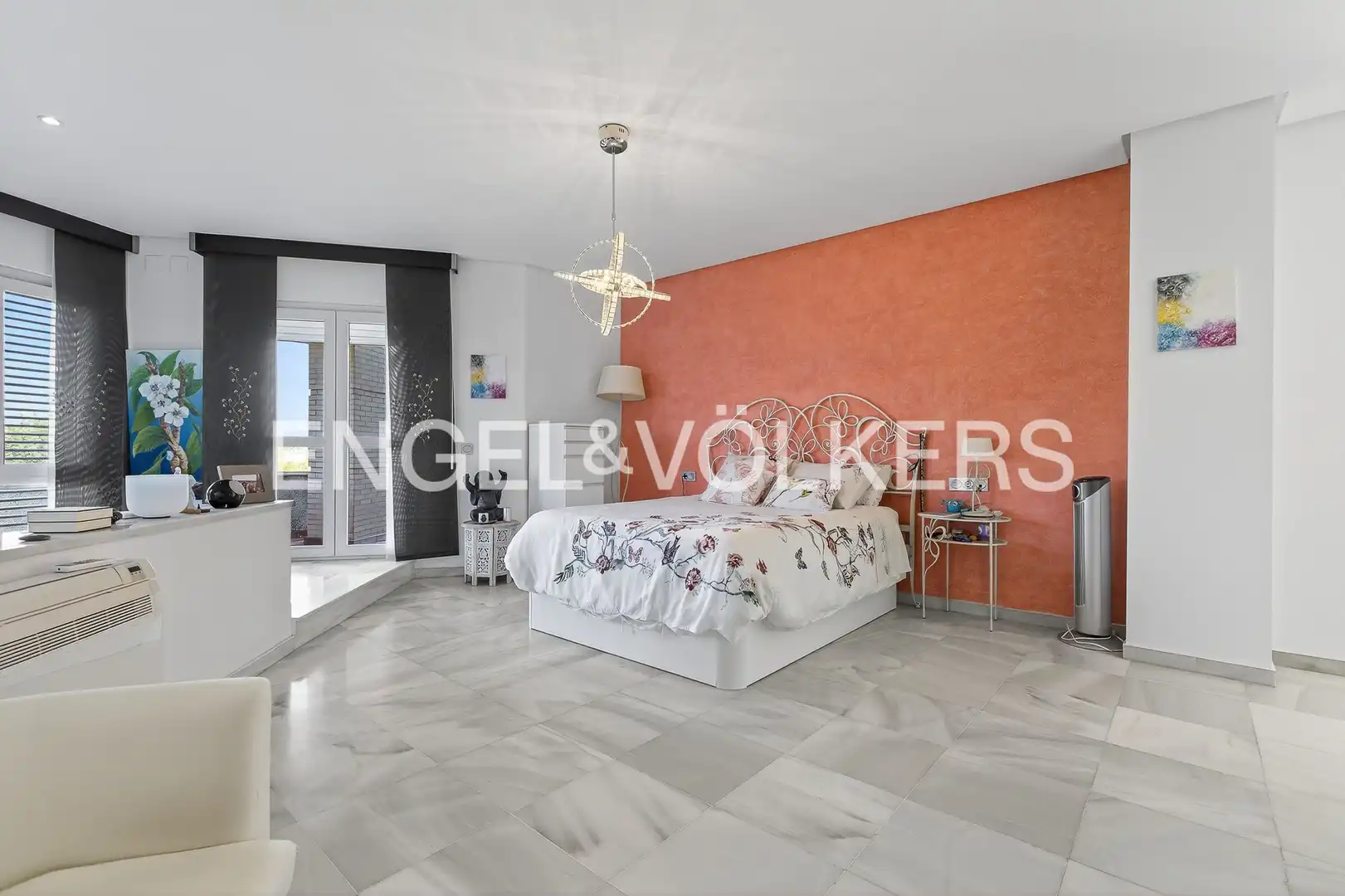 Bedroom of Houses for sale in Dos Hermanas  with Air Conditioner, Heating and Private garden