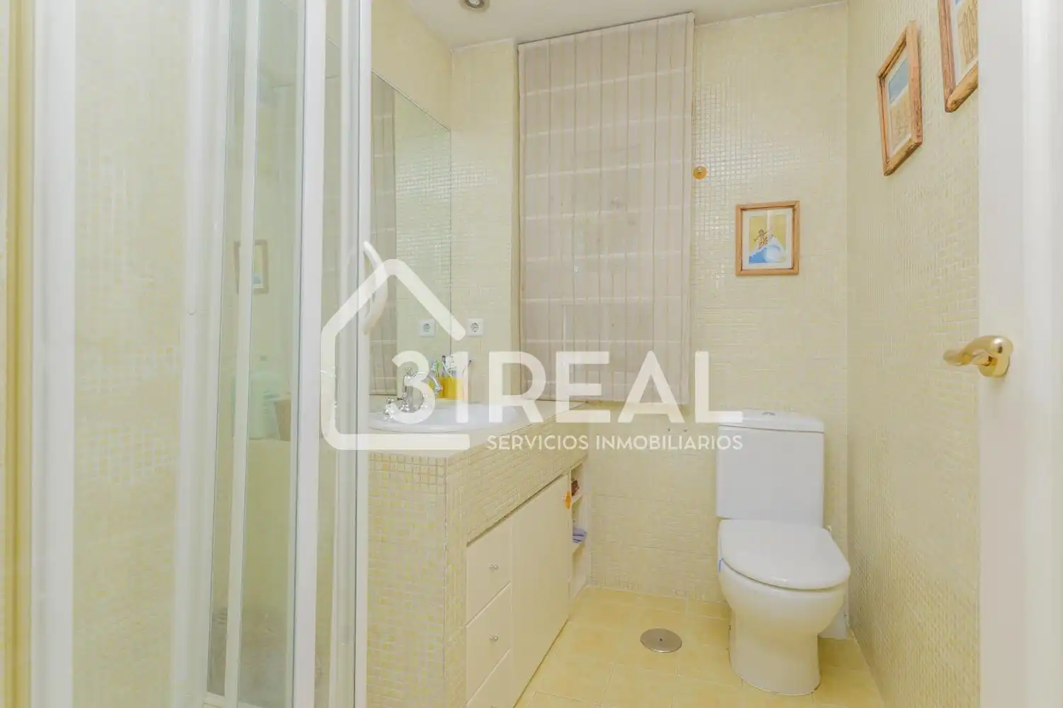 Bedroom of Houses for sale in Madrid
