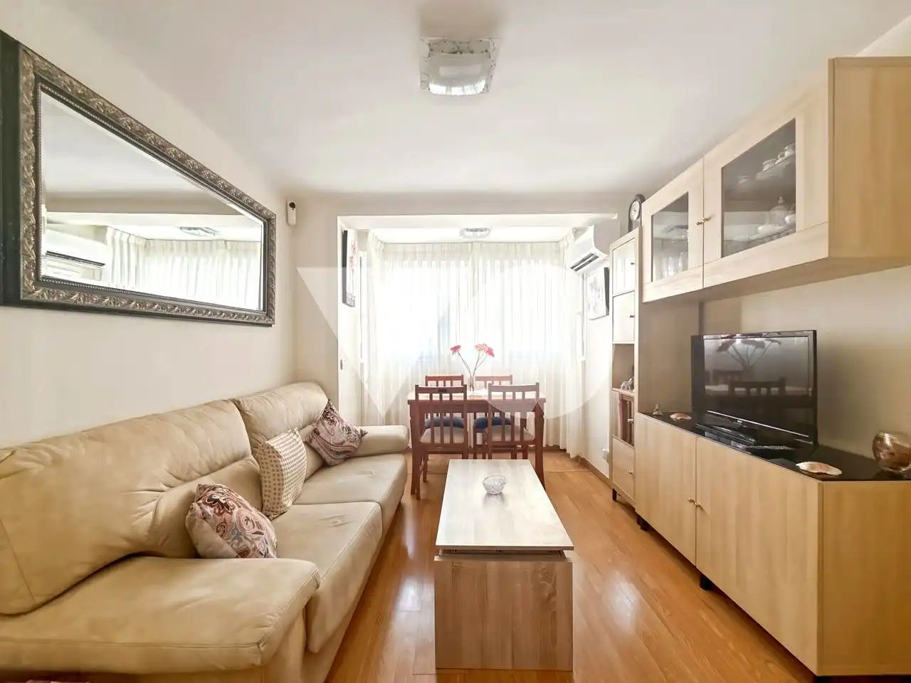 Wohnzimmer von Wohnung zum Verkauf in Madrid mit Klimaanlage und Heizung