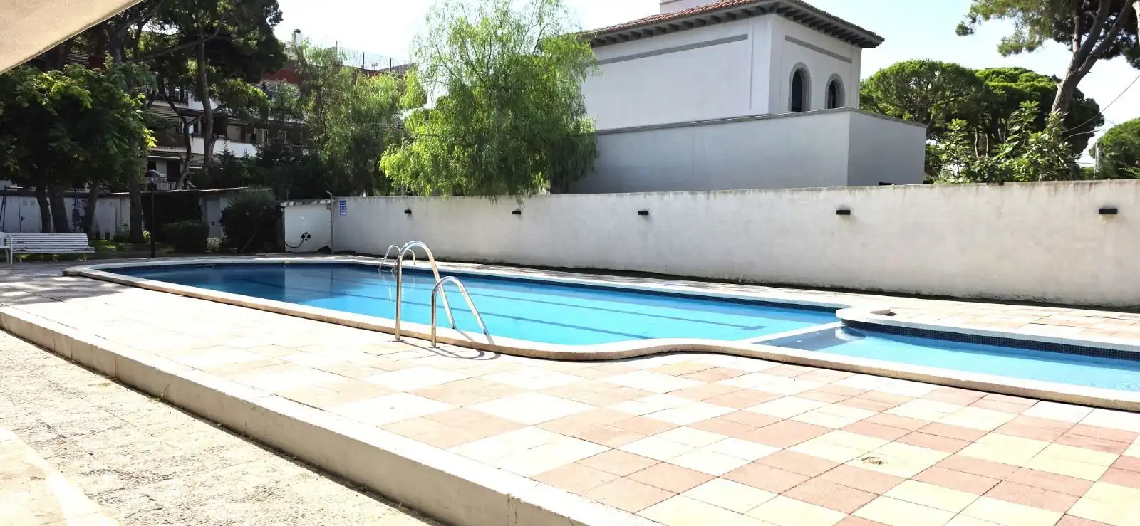 Piscina de Àtic en venda en La Pineda