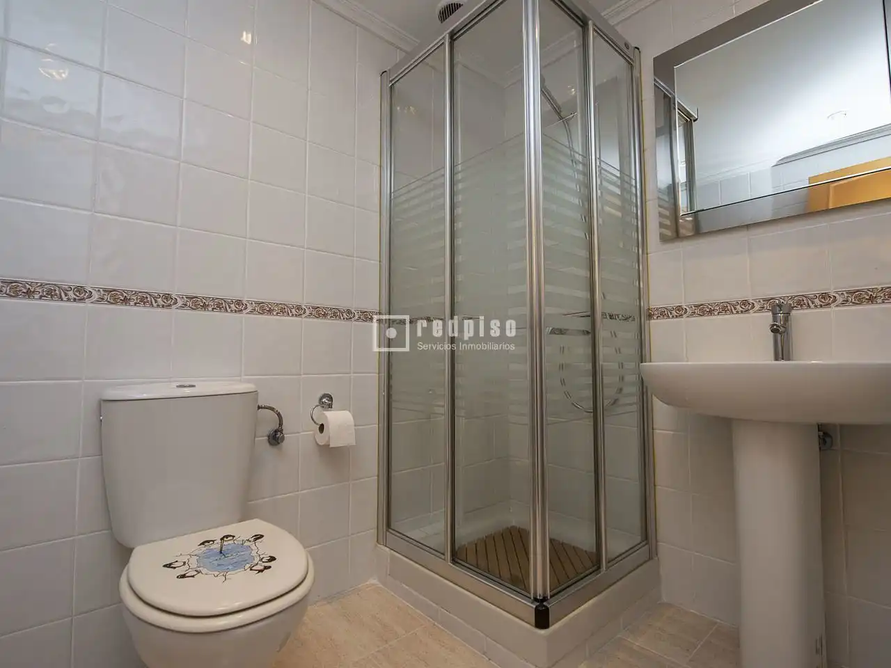 Bathroom of Flat for sale in Pinto  with Heating, Parquet flooring and Storage room