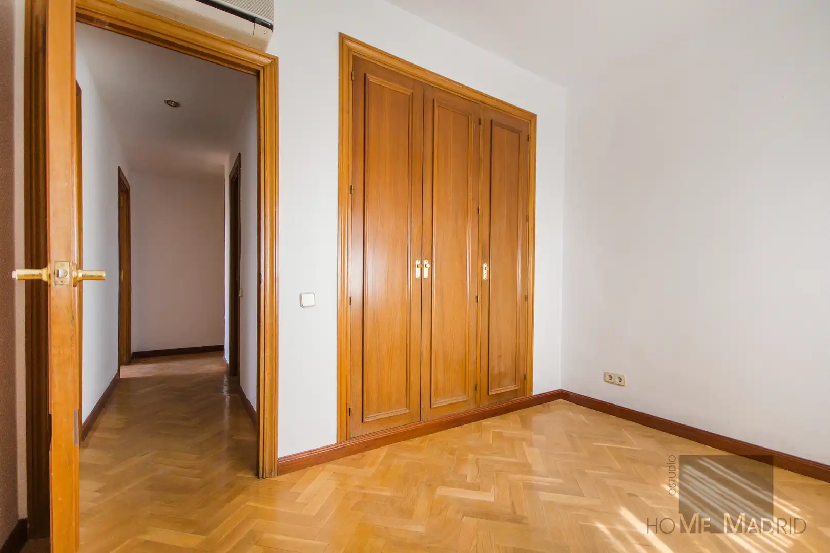 Bedroom of Attic for sale in Madrid  with Air Conditioner, Heating and Terrace
