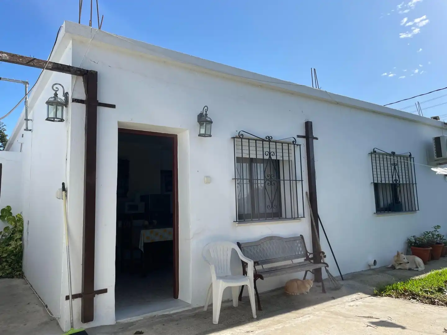 Vista exterior de Finca rústica en venda en Tarifa amb Aire condicionat, Calefacció i Jardí privat