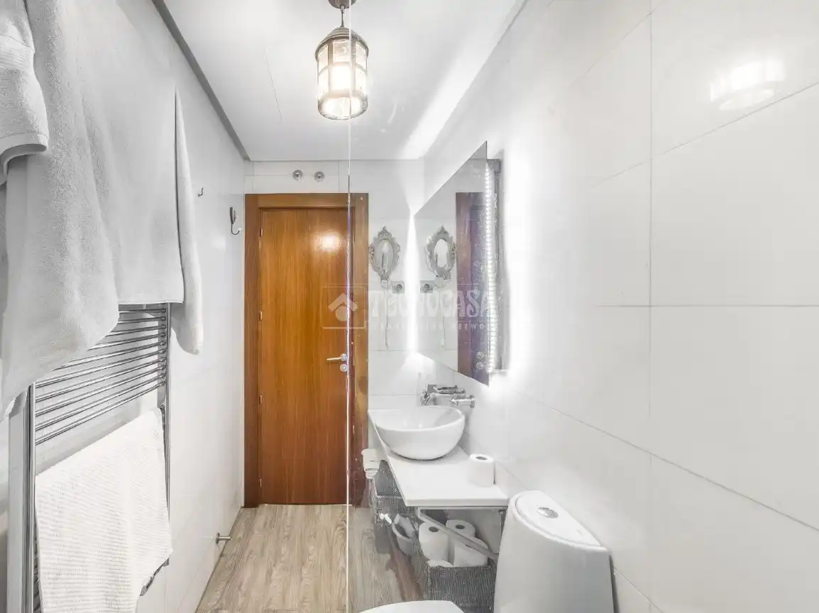 Baño de Piso en venta en Madrid con Aire acondicionado, Calefacción y Trastero
