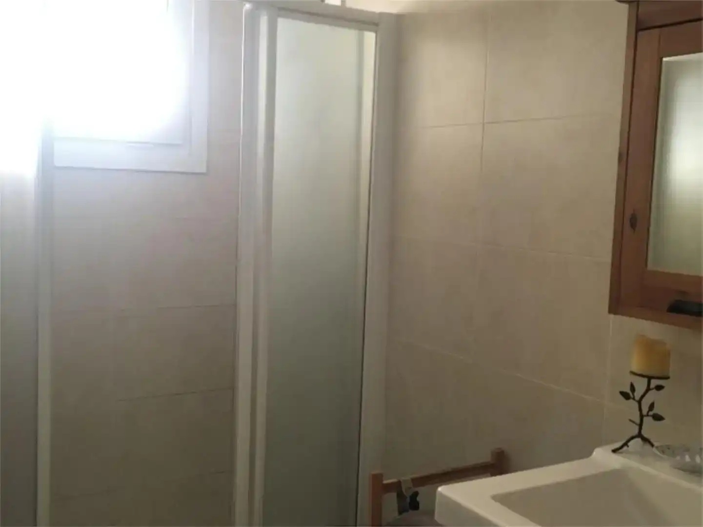 Bany de Garatge de lloguer en Bakio