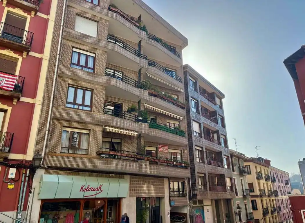 Flat for sale in Uribarri Kalea, Barrio de Uribarri