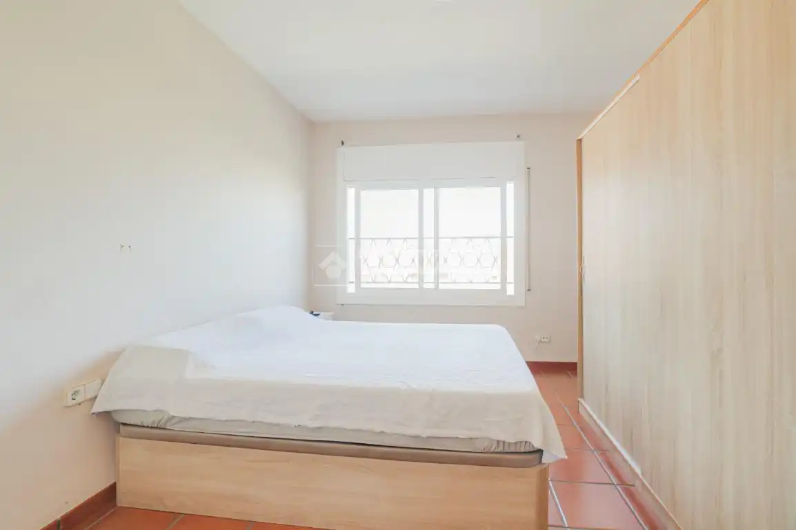 Habitación de Piso en venta en Terrassa con Calefacción y Balcón