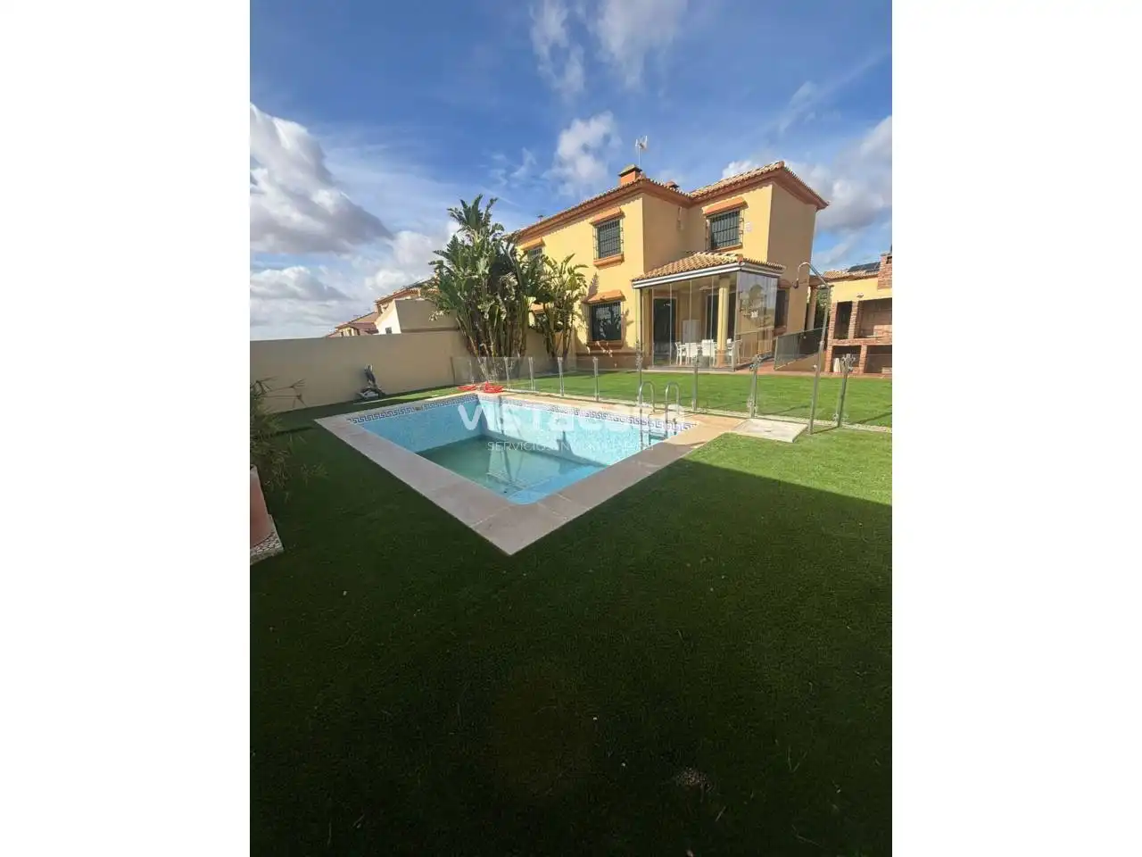 Casa adosada en venta en Mairena del Alcor