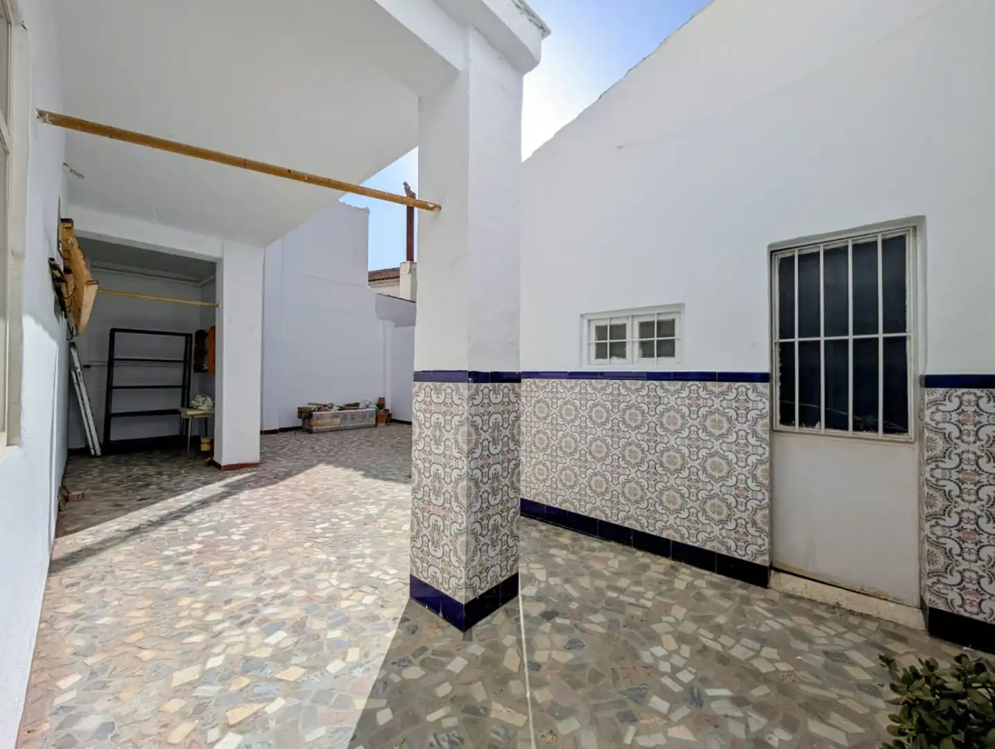 Casa o xalet en venda en Loja amb Terrassa, Traster i Balcó