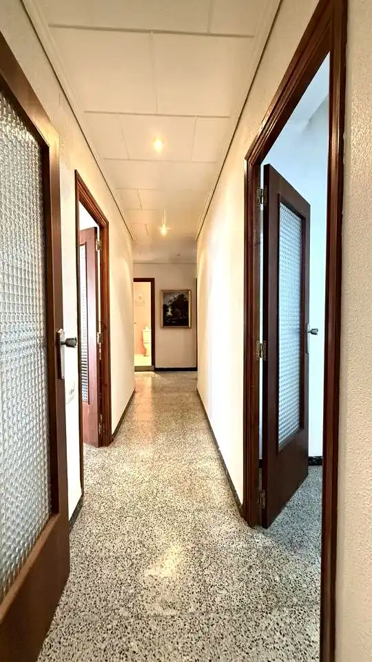 Wohnung mit Terrasse zum Verkauf in Casc Urbà, imagen 3