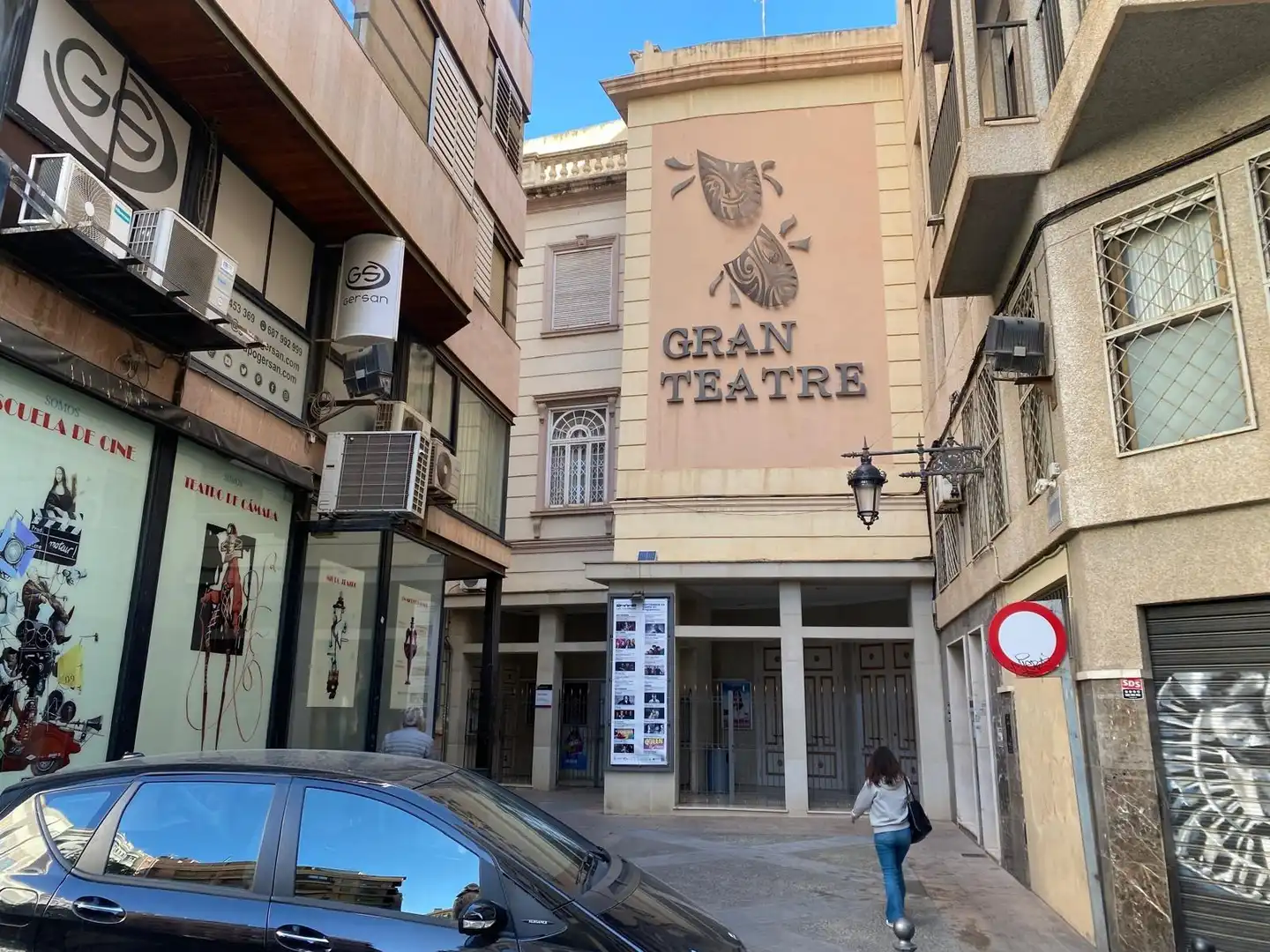Vista exterior de Piso en venta en Elche / Elx con Aire acondicionado, Parquet y Trastero