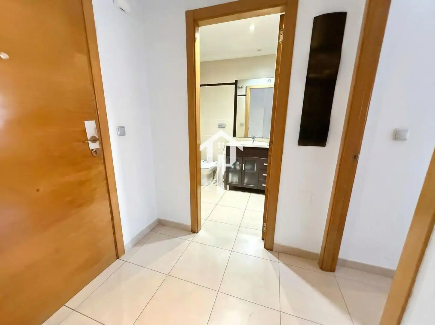 Piso en venta en Alicante / Alacant con Amueblado, Balcón y Jacuzzi